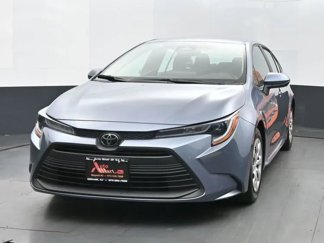 Used 2024 Toyota Corolla LE image 1