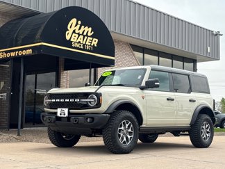 New 2025 Ford Bronco Badlands image 1