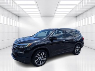 Used 2018 Honda Pilot Touring image 1