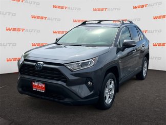 Used 2021 Toyota RAV4 XLE w/ Convenience Package image 1