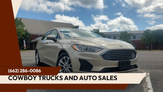 Used 2019 Ford Fusion SE image 1