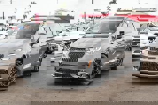 New 2025 Chrysler Pacifica Premium image 1