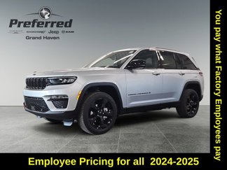 New 2025 Jeep Grand Cherokee Limited w/ Luxury Tech Group II image 1