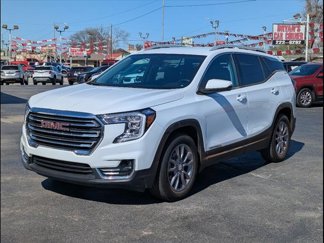 Used 2023 GMC Terrain SLT image 1