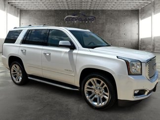 Used 2017 GMC Yukon Denali image 1