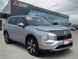 New 2025 Mitsubishi Outlander SE video 1