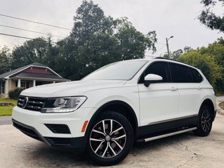 Used 2021 Volkswagen Tiguan SE w/ Panoramic Sunroof Package image 1