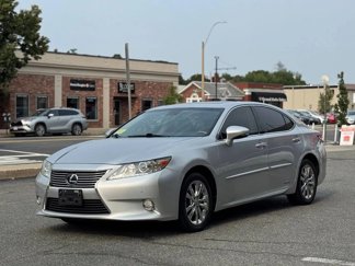 Used 2013 Lexus ES 300h image 1