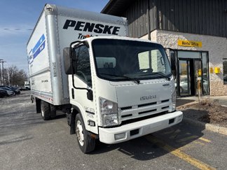 Used 2019 Isuzu NPR image 1