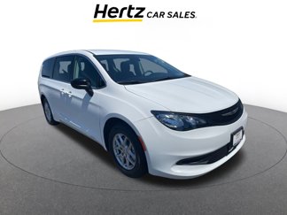 Used 2024 Chrysler Voyager LX image 1