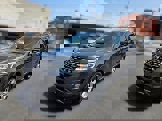 Used 2016 Ford Explorer XLT w/ Equipment Group 201A image 1