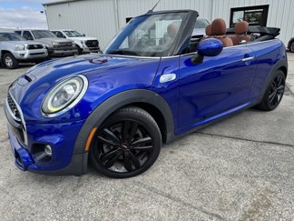 Used 2019 MINI Cooper S image 1