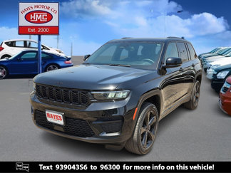 Used 2024 Jeep Grand Cherokee Altitude image 1