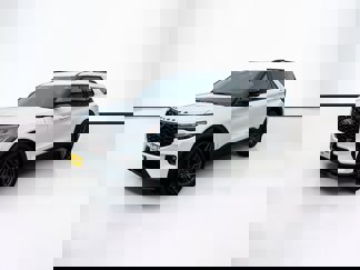 Used 2025 Ford Explorer ST image 1