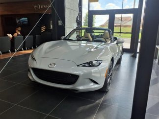 New 2025 MAZDA MX-5 Miata Grand Touring image 1
