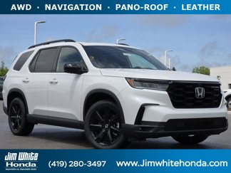 New 2025 Honda Pilot Black Edition image 1