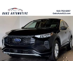 Used 2025 Ford Escape Active image 1