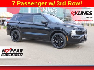 New 2025 Mitsubishi Outlander SEL Black Edition image 1