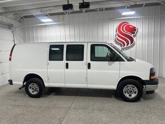 Used 2022 GMC Savana 2500 w/ Driver Convenience Package image 1