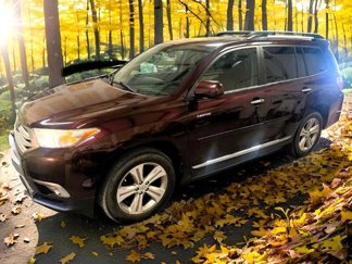 Used 2013 Toyota Highlander Limited image 1