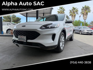 Used 2020 Ford Escape SE image 1