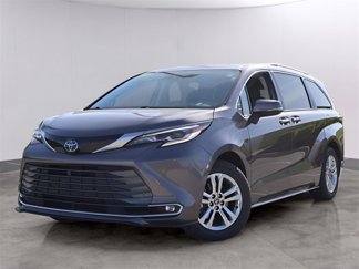 Used 2023 Toyota Sienna Platinum image 1