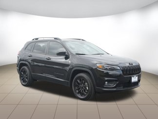 Used 2023 Jeep Cherokee Altitude Lux image 1