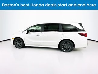 Used 2025 Honda Odyssey Touring image 1