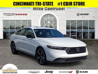 Used 2023 Honda Accord Sport image 1