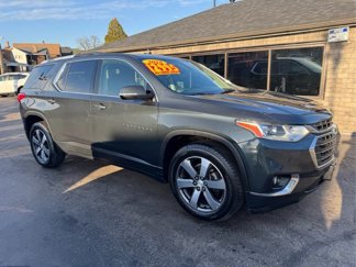 Used 2018 Chevrolet Traverse LT image 1