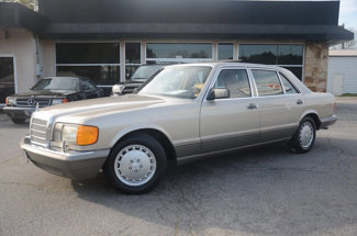 Used 1991 Mercedes-Benz 560 SEL image 1