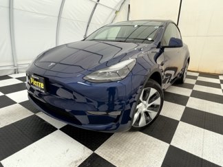 Used 2024 Tesla Model Y Long Range image 1