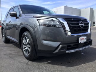 New 2025 Nissan Pathfinder SL image 1