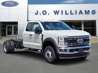 New 2025 Ford F550 4x4 SuperCab Super Duty image 1