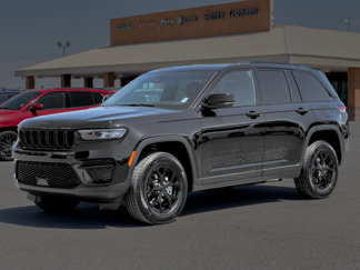 New 2025 Jeep Grand Cherokee Altitude image 1