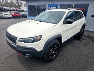 Used 2019 Jeep Cherokee Trailhawk w/ Comfort/Convenience Group image 1