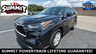 Used 2023 Toyota Highlander LE image 1