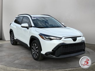 Used 2024 Toyota Corolla Cross SE image 1