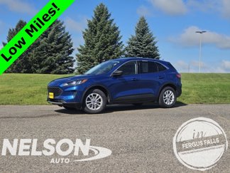 Used 2022 Ford Escape SE w/ Cold Weather Package image 1