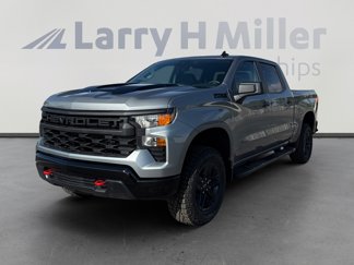 New 2026 Chevrolet Silverado 1500 Custom Trail Boss w/ LPO, Dark Essentials Package image 1