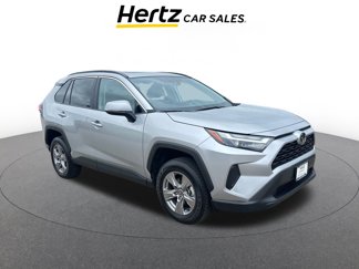 Used 2025 Toyota RAV4 XLE video 1