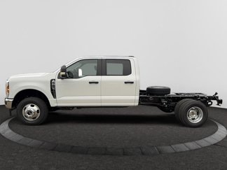 New 2025 Ford F350 XL w/ XL Chrome Package image 1