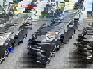 Used 2018 Toyota RAV4 LE image 1
