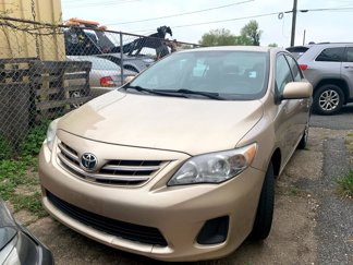 Used 2013 Toyota Corolla LE image 1
