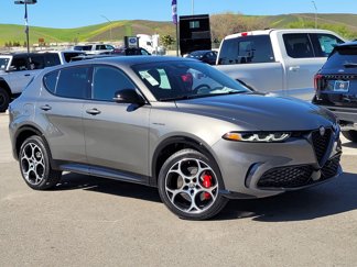 New 2025 Alfa Romeo Tonale w/ Premium Package image 1