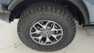 New 2025 Ford Bronco Badlands image 1