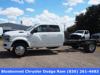 New 2026 RAM 5500 4x4 Crew Cab image 1