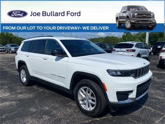 Used 2023 Jeep Grand Cherokee L Laredo image 1