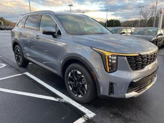 New 2025 Kia Sorento S image 1