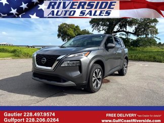 Used 2023 Nissan Rogue SV image 1